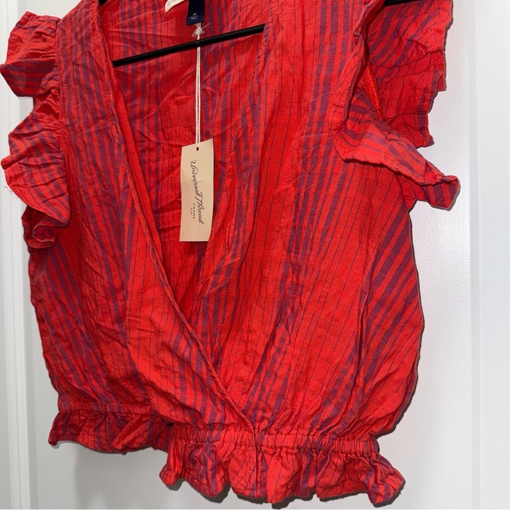 NWT Target Universal Thread Red Ruffle Short Sleeve Top - Picture 3 of 5